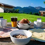 Almdorado Hébergement de vacances Übersee